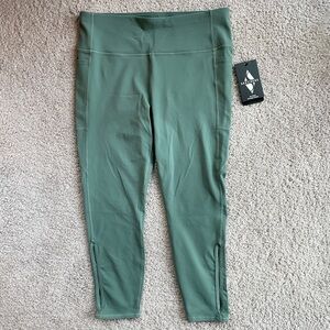 Skechers Green 7/8 Length High Rise Pocket Leggings XL NEW Soft Performance